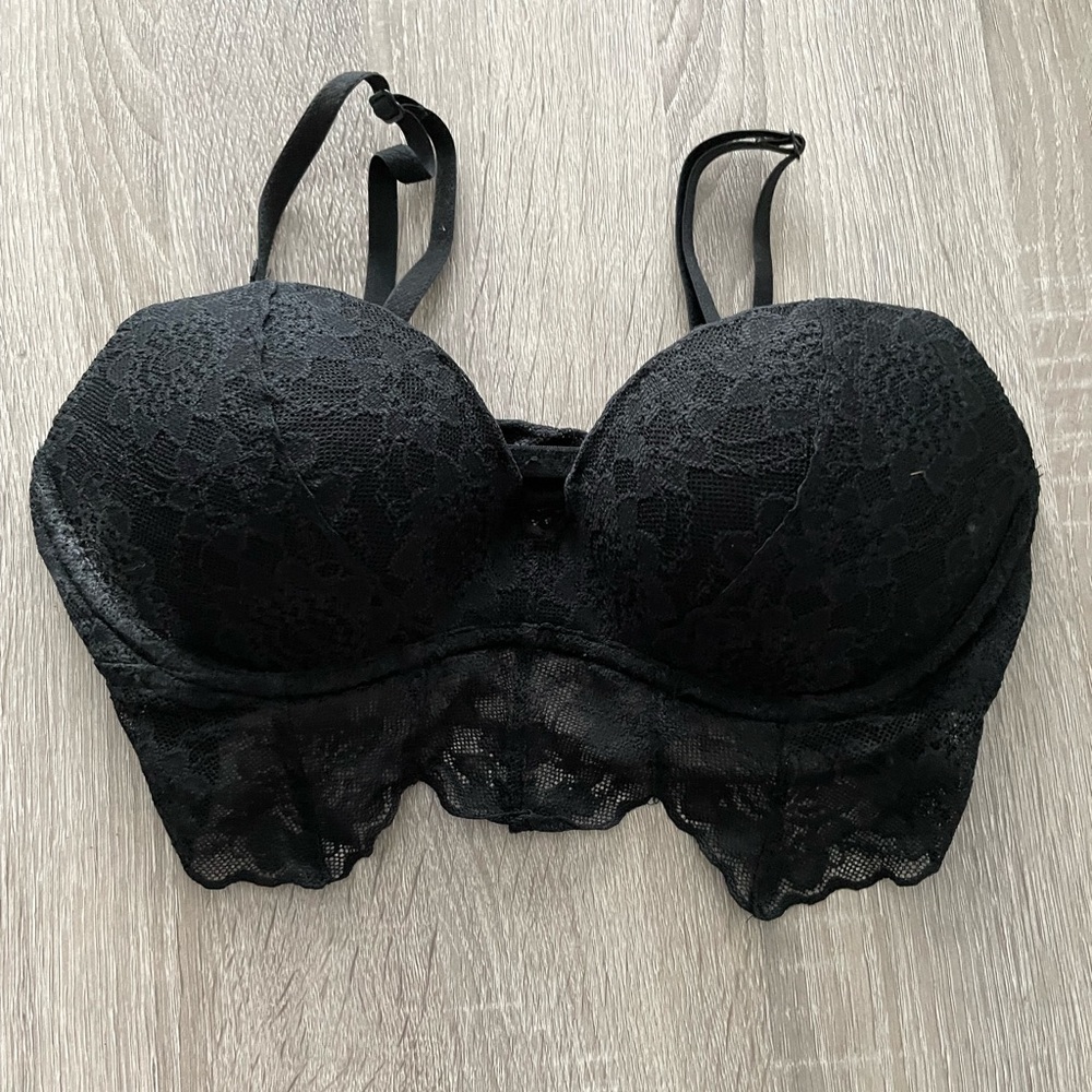 NWOT Pink Victoria’s Secret lace bralette